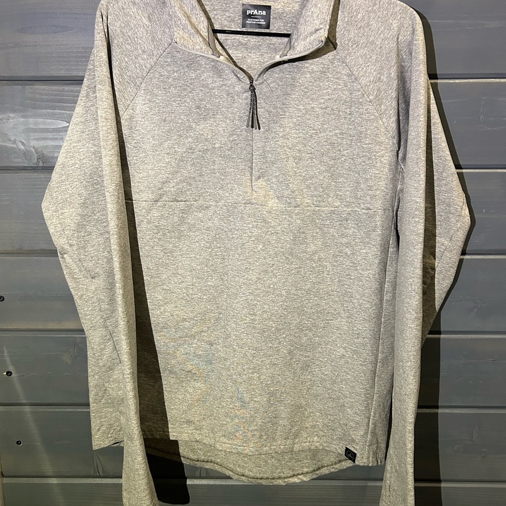 Prana Light Heather Gray Pullover Top